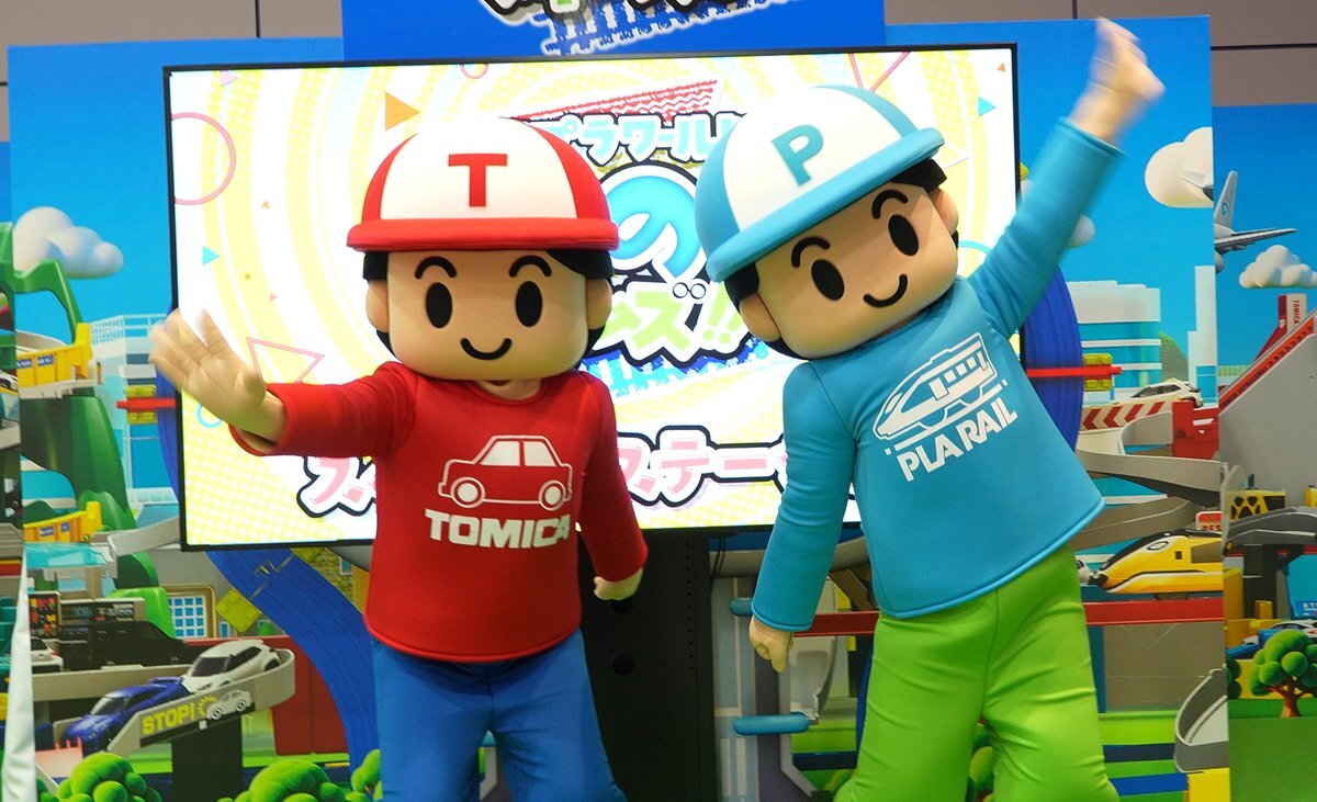 A yellow toy car with open doorAI-generated content may be incorrect.